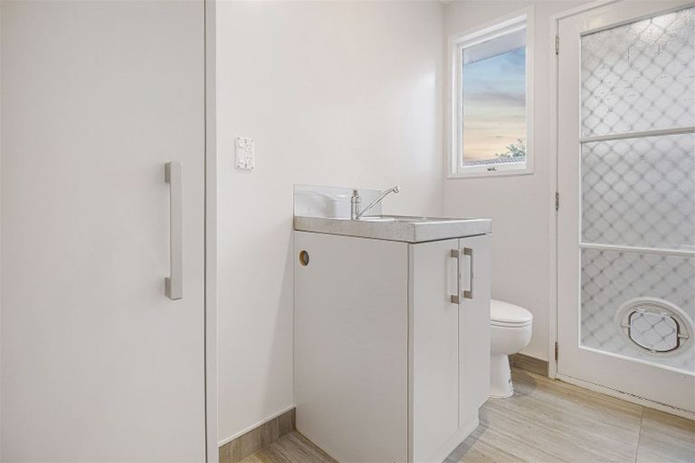 Photo of property in 7 Farnborough Street, Aranui, Christchurch, 8061
