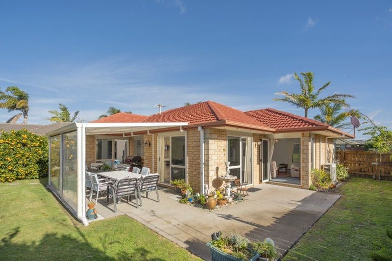 Photo of property in 19 Beachlands Place, Papamoa Beach, Papamoa, 3118