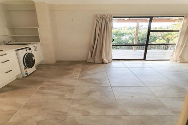 Photo of property in 146 Oaktree Avenue, Browns Bay, Auckland, 0630