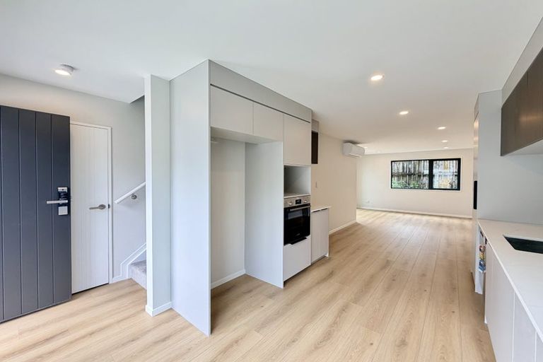 Photo of property in 42b Westgate Drive, Westgate, Auckland, 0614