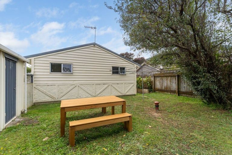 Photo of property in 26b Utauta Street, Waikanae, 5036