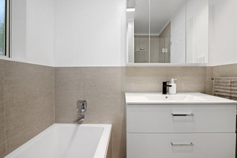 Photo of property in 14a Edwards Court, Pukekohe, 2120
