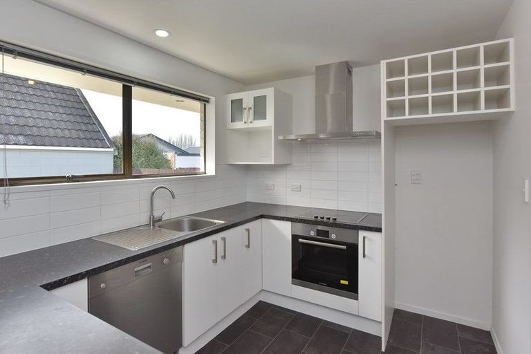 Photo of property in 17 Apollo Place, Papanui, Christchurch, 8052