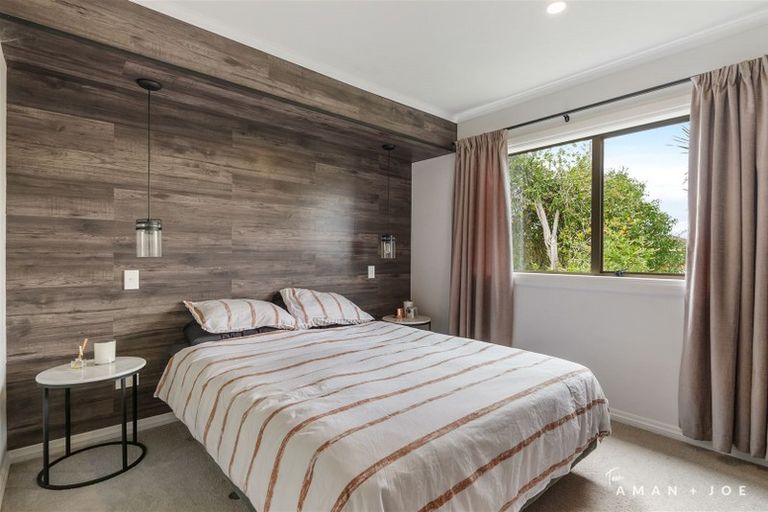 Photo of property in 234 Henderson Valley Road, Henderson, Auckland, 0612