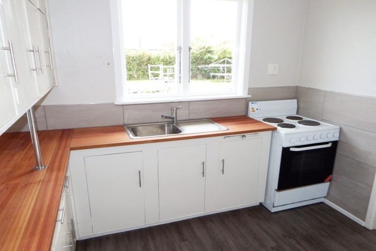 Photo of property in 13 Potaka Street, Marton, 4710