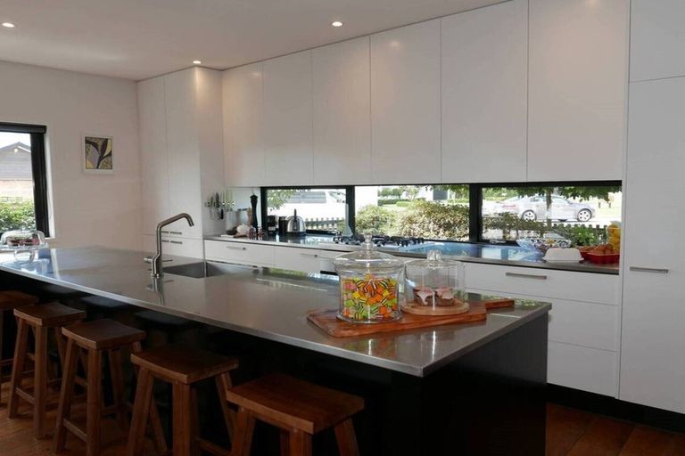 Photo of property in 1 Rostrevor Place, Mairehau, Christchurch, 8052