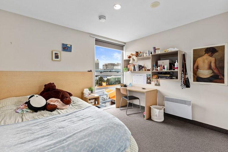 Photo of property in Hanson House, 11a/27 Hanson Street, Mount Cook, Wellington, 6021