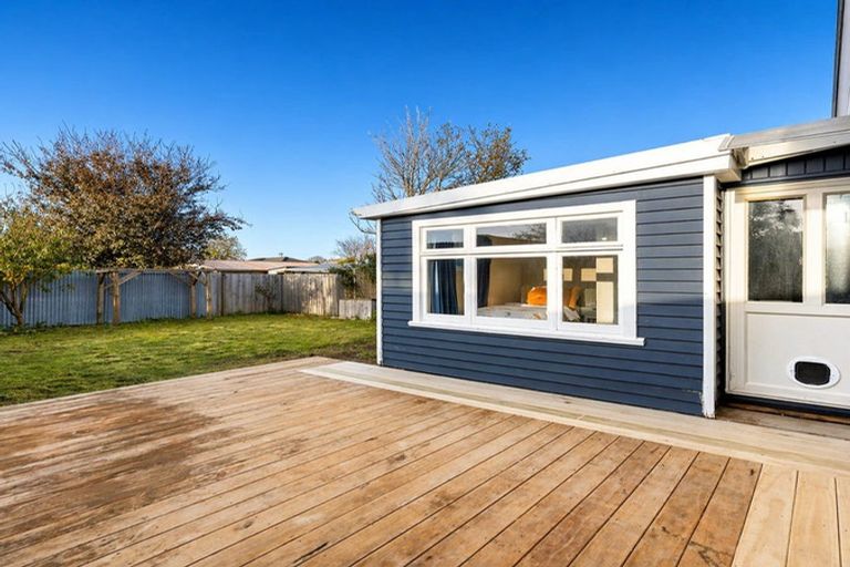 Photo of property in 11 Wyon Street, Linwood, Christchurch, 8062