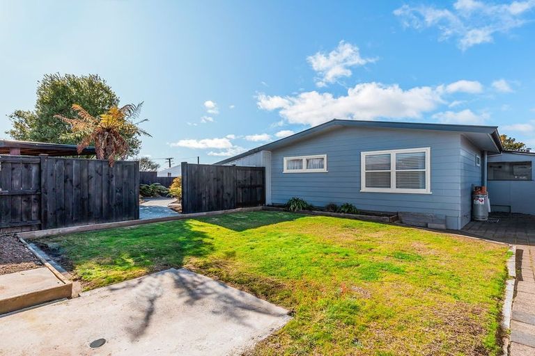 Photo of property in 8 Simkin Street, Taupo, 3330