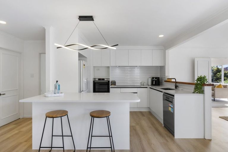 Photo of property in 285 Beach Road, Campbells Bay, Auckland, 0630