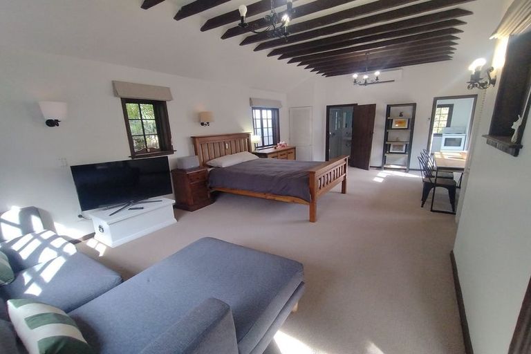 Photo of property in 19 Torwood Road, Khandallah, Wellington, 6035