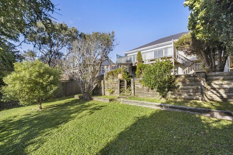 Photo of property in 19 Bankot Crescent, Ngaio, Wellington, 6035