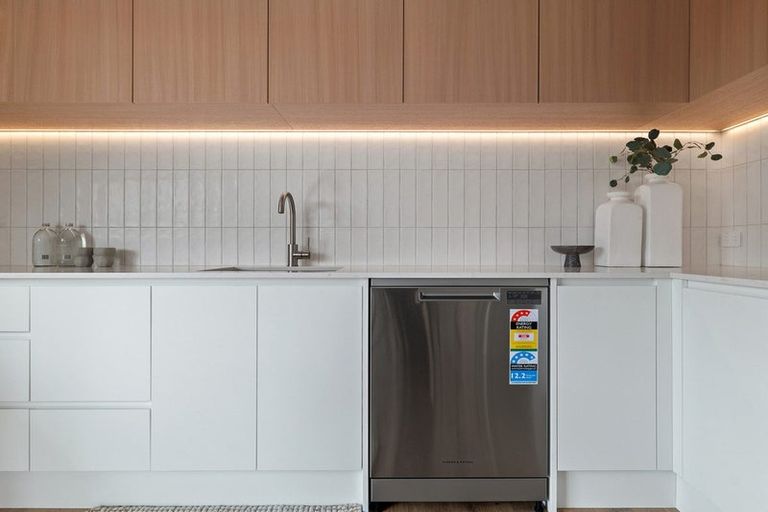 Photo of property in 2/8 Larch Place, Casebrook, Christchurch, 8051