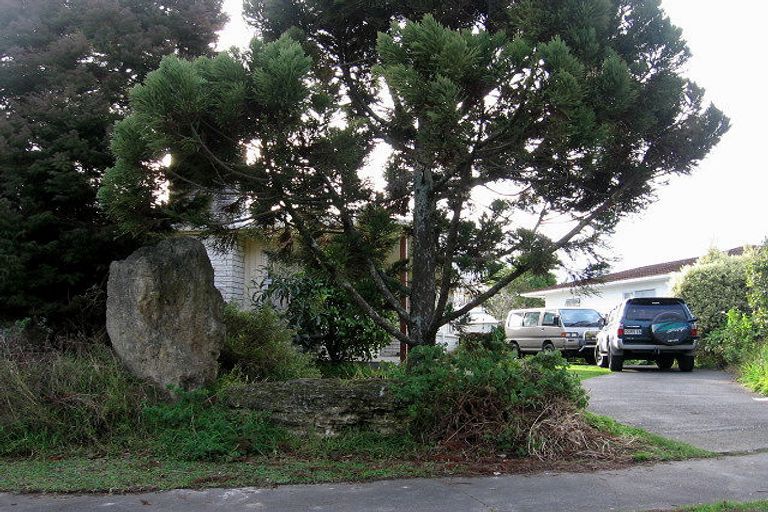 Photo of property in 25 Pinedale Parade, Milson, Palmerston North, 4414