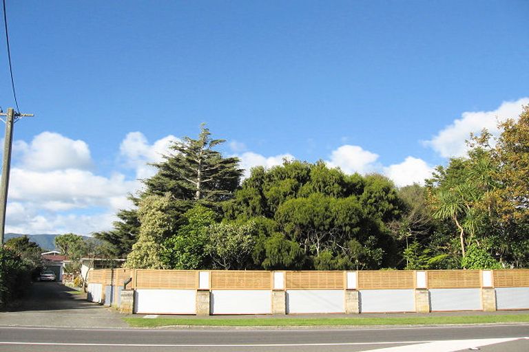 Photo of property in 294 Main Highway, Otaki, 5512