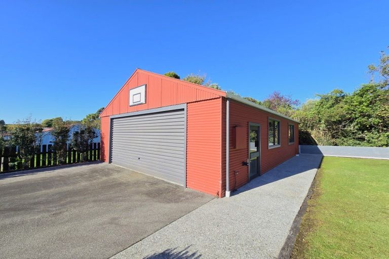 Photo of property in 16 Gibson Street, Ross, 7812