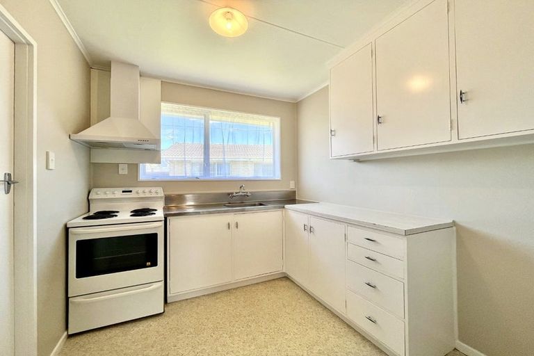 Photo of property in 11a Karamu Crescent, Wainuiomata, Lower Hutt, 5014