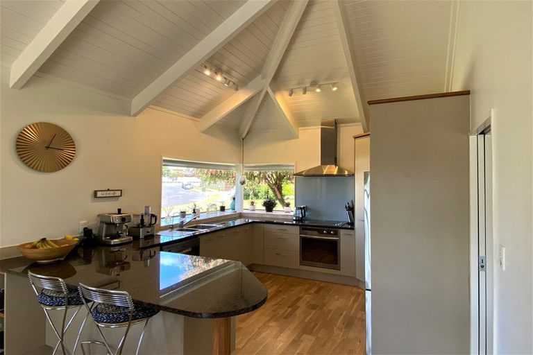 Photo of property in 5 Godwit Place, Waiuku, 2123