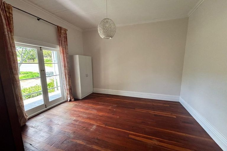 Photo of property in 37 Smalley Road, Glenbrook, Waiuku, 2681