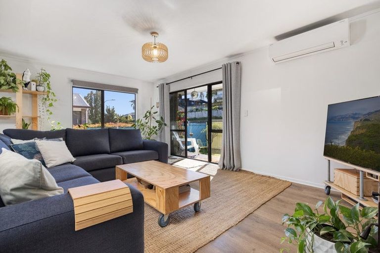 Photo of property in 97 Waitaha Road, Welcome Bay, Tauranga, 3112