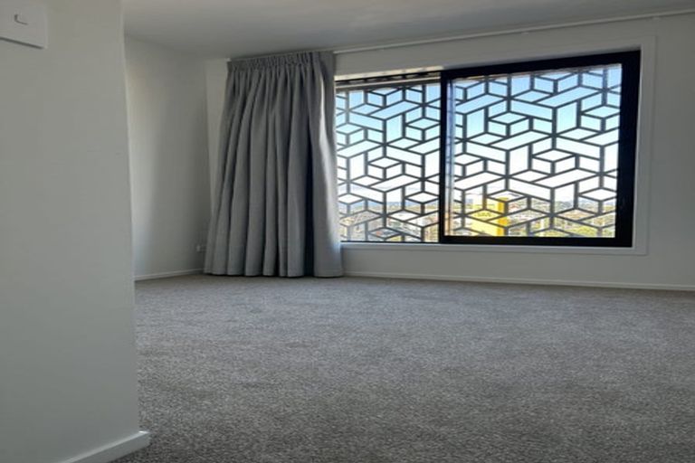 Photo of property in 304/2u Onepu Road, Kilbirnie, Wellington, 6022