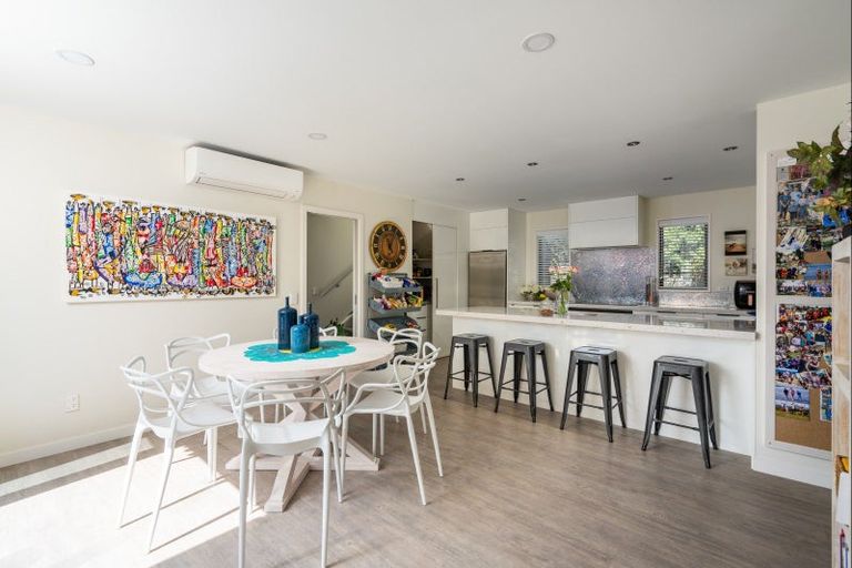 Photo of property in 7 Haines Grove, Rainbow Point, Taupo, 3330
