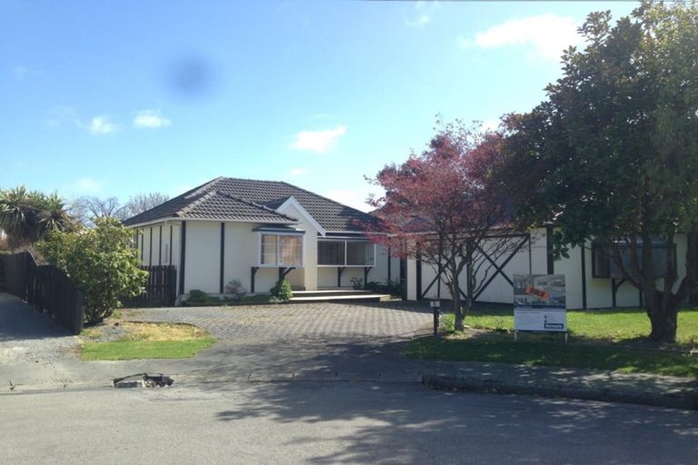 Photo of property in 8 Karo Place, Ilam, Christchurch, 8041