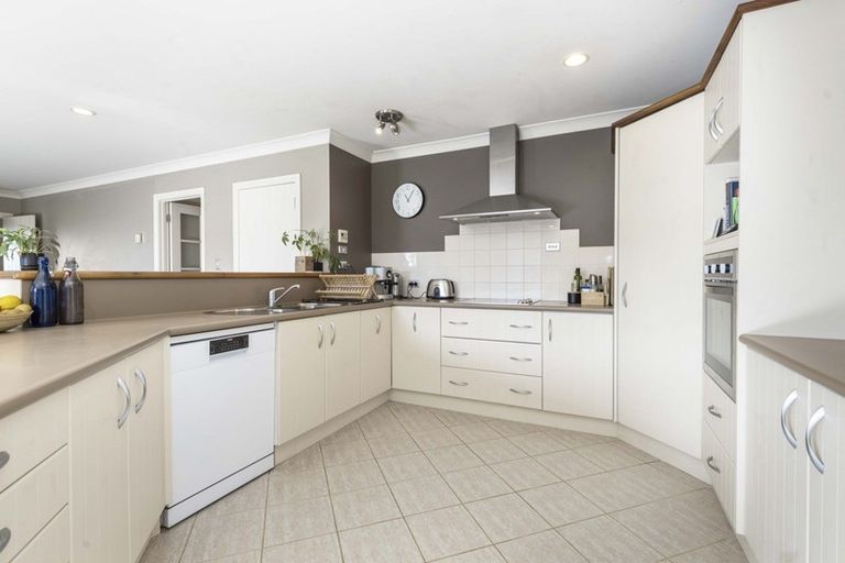 Photo of property in 16 Strathconnan Court, Rototuna, Hamilton, 3210