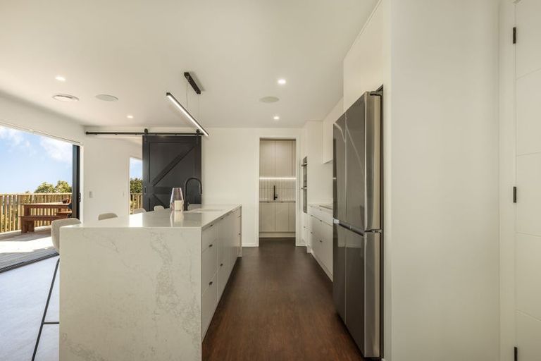 Photo of property in 94 Kotare Street, Waikanae, 5036