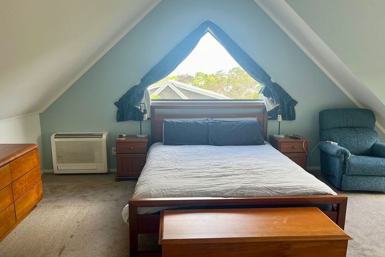 Photo of property in 2/3a City View Terrace, Birkenhead, Auckland, 0626