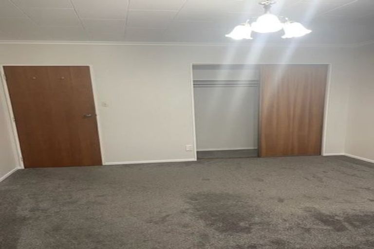 Photo of property in 30f2- Whitley Avenue, Ebdentown, Upper Hutt, 5018