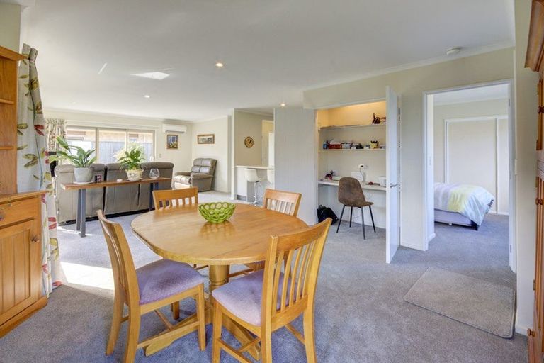Photo of property in 3 Reeves Road, Rangiora, 7400