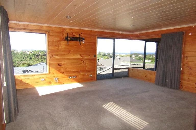 Photo of property in 1/4 Julies Way, Rangatira Park, Taupo, 3330