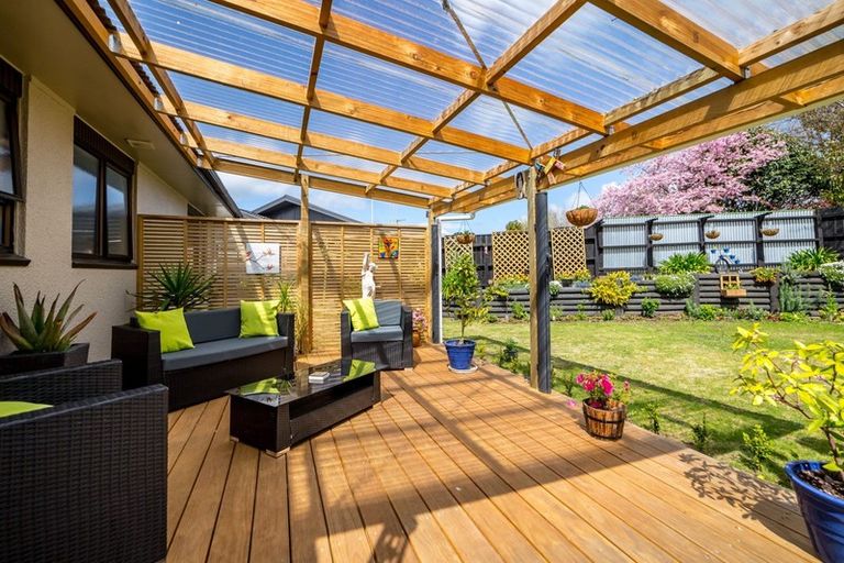 Photo of property in 19 Maclaurin Street, Dannevirke, 4930