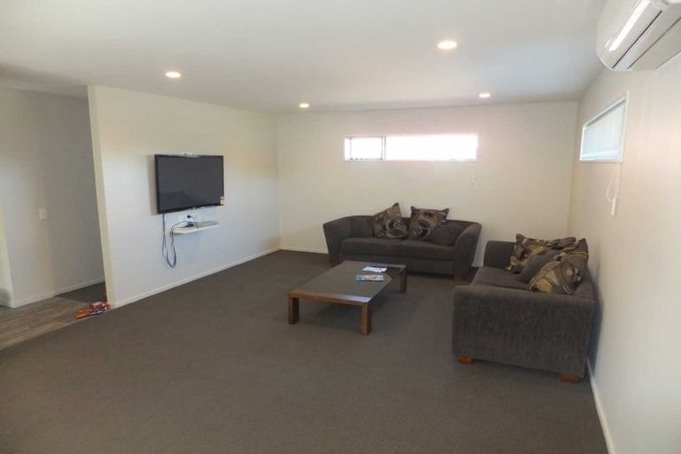 Photo of property in 2 Janet Street, Upper Riccarton, Christchurch, 8041