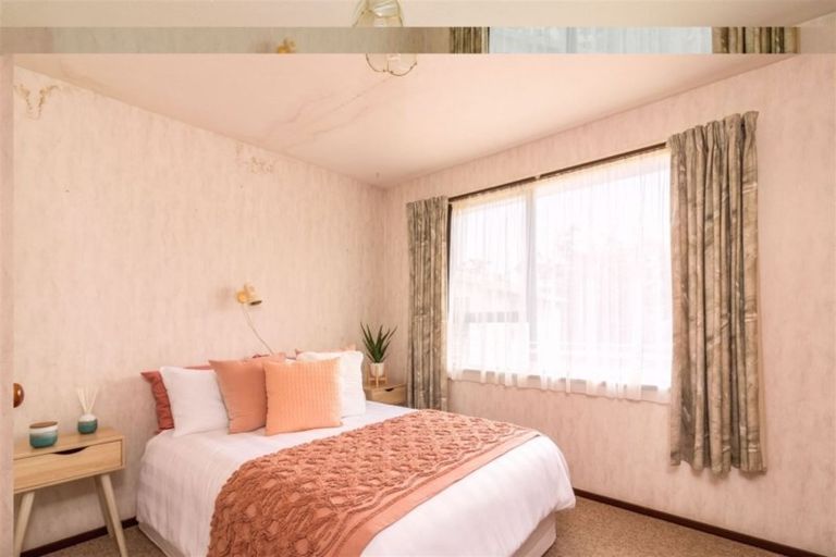 Photo of property in 12 Ludlow Place, Parklands, Christchurch, 8083