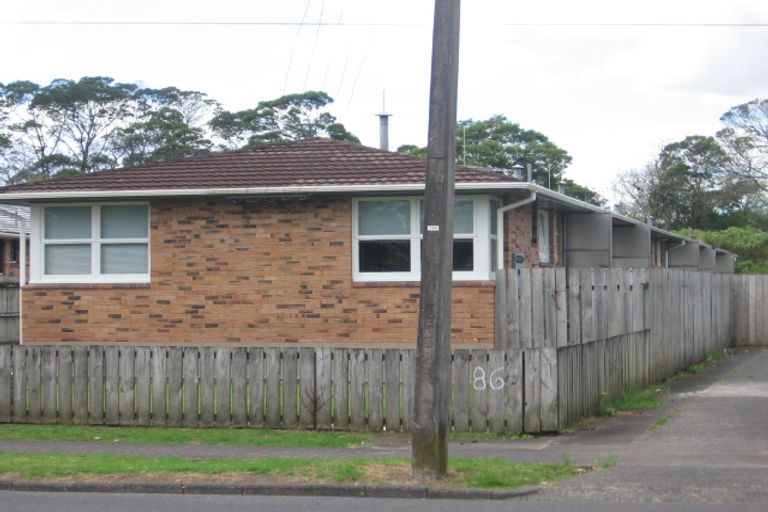Photo of property in 2/84 Portage Road, New Lynn, Auckland, 0600