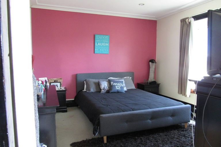 Photo of property in 42 Waihi Road, Hawera, 4610