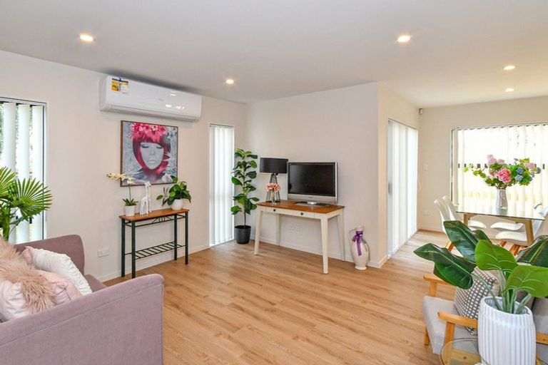 Photo of property in 89a Jellicoe Road, Manurewa, Auckland, 2102