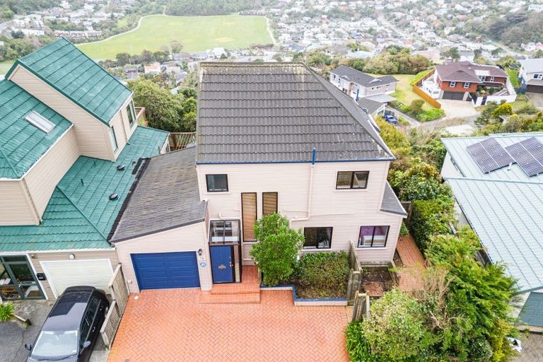 Photo of property in 7b Becker Way, Karori, Wellington, 6012