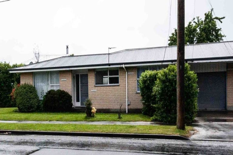 Photo of property in 2 Squire Street, Mairehau, Christchurch, 8013