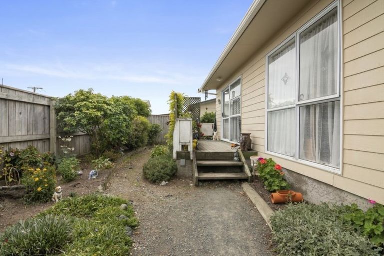 Photo of property in 1/18 Parkers Road, Tahunanui, Nelson, 7011