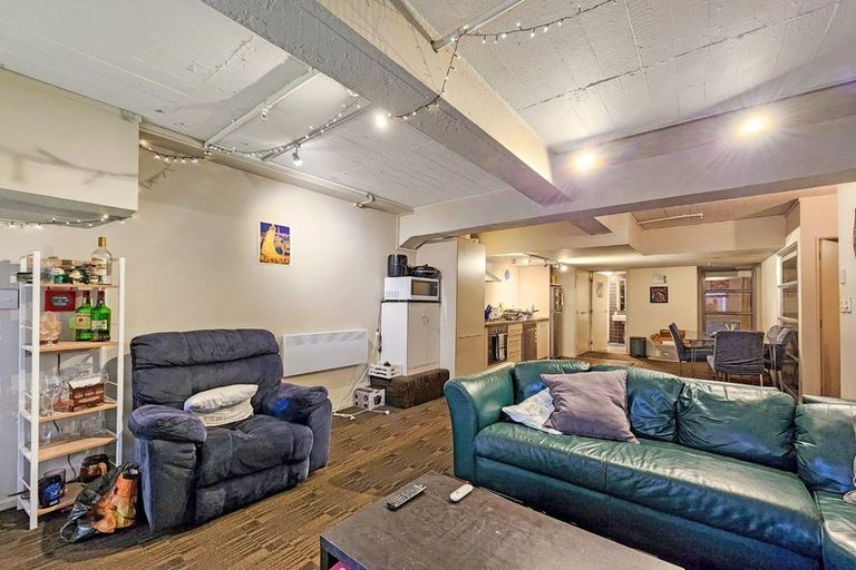 Photo of property in Vespa Apartments, 203/20 Hanson Street, Mount Cook, Wellington, 6021