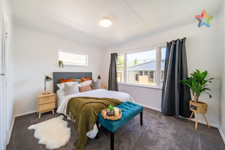 Photo of property in 11 Russell Road, Wainuiomata, Lower Hutt, 5014