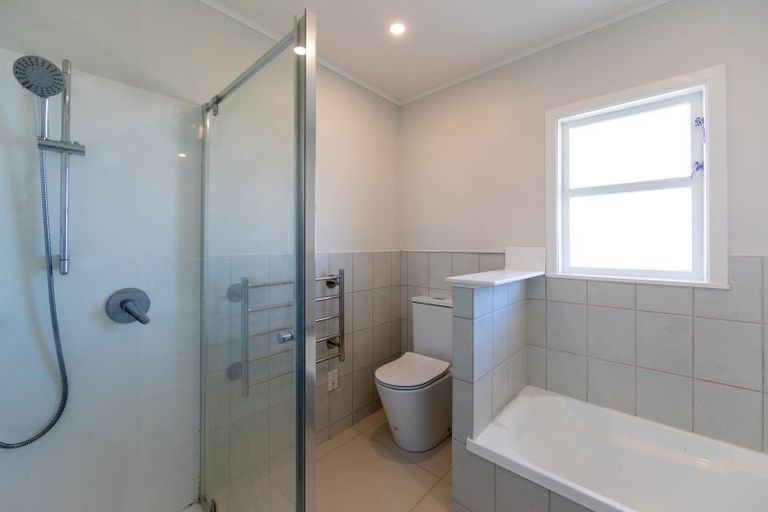 Photo of property in 9b Lawrence Street, Otane, 4202
