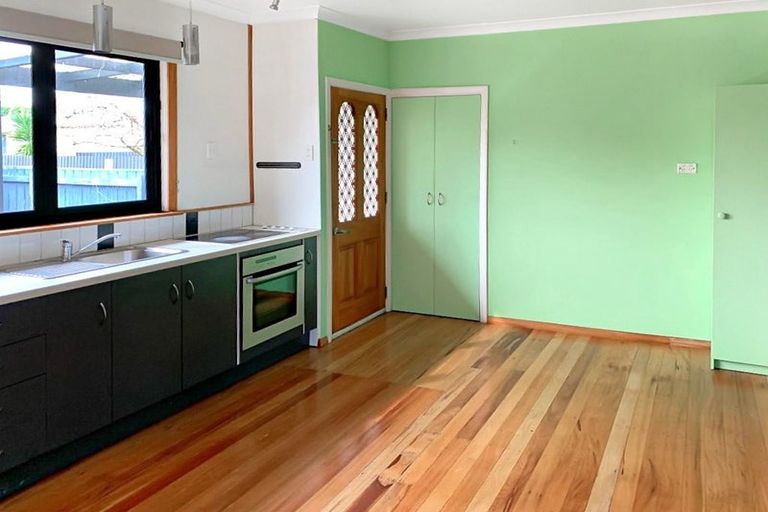 Photo of property in 22 York Street, Levin, 5510