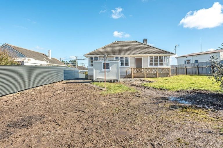 Photo of property in 6 Gordon Crescent, Marton, 4710