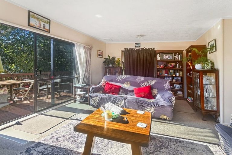 Photo of property in 11b Langton Road, Stanmore Bay, Whangaparaoa, 0932