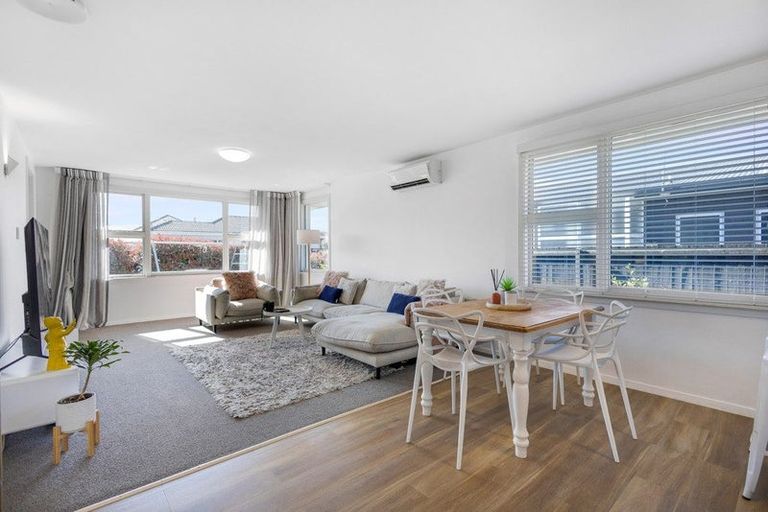 Photo of property in 78 Saint Martins Road, Saint Martins, Christchurch, 8022