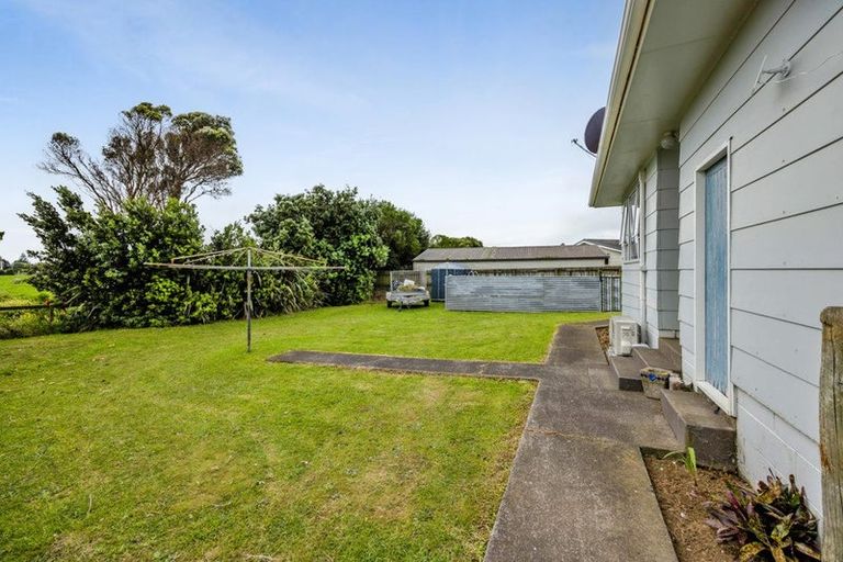 Photo of property in 9 Hughson Place, Opunake, 4616